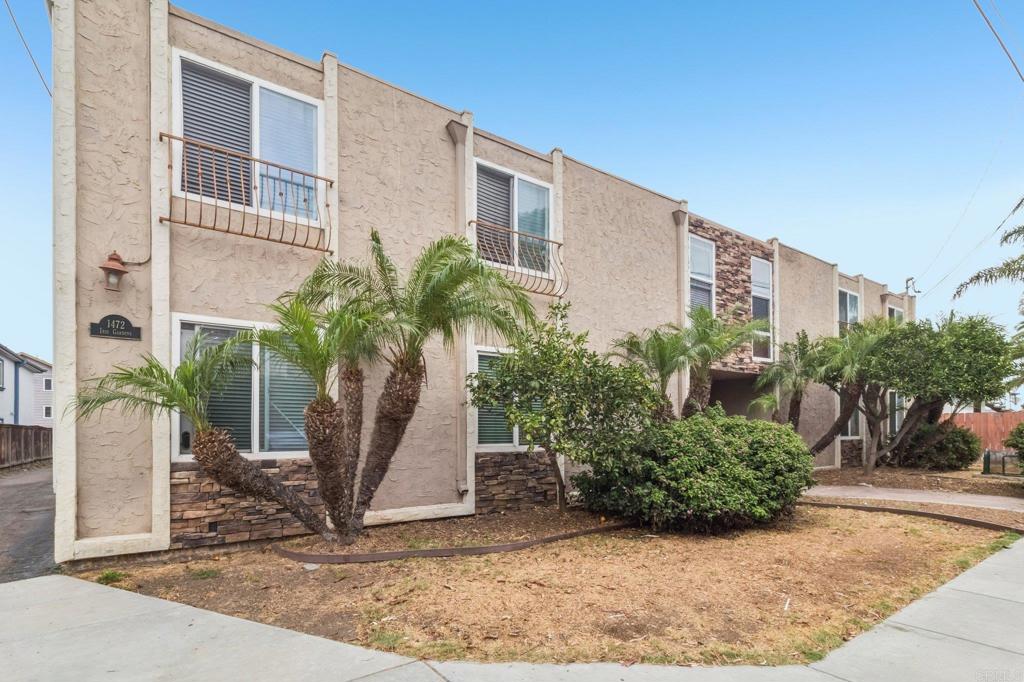 1472 Iris Avenue 2