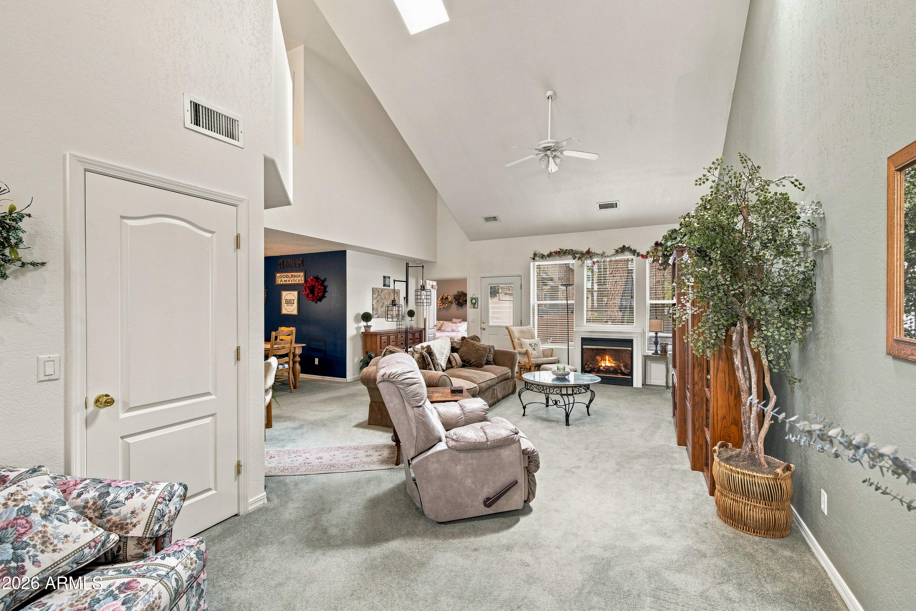 1797 W CAMELOT Drive, Flagstaff, AZ 86001