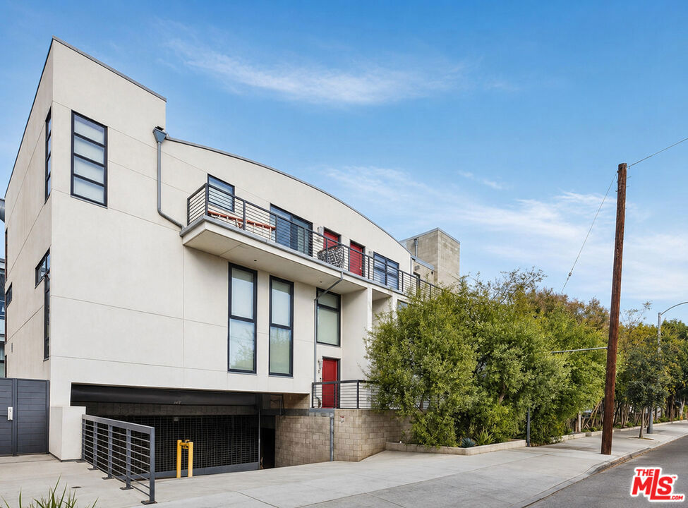 700 Main Street 17