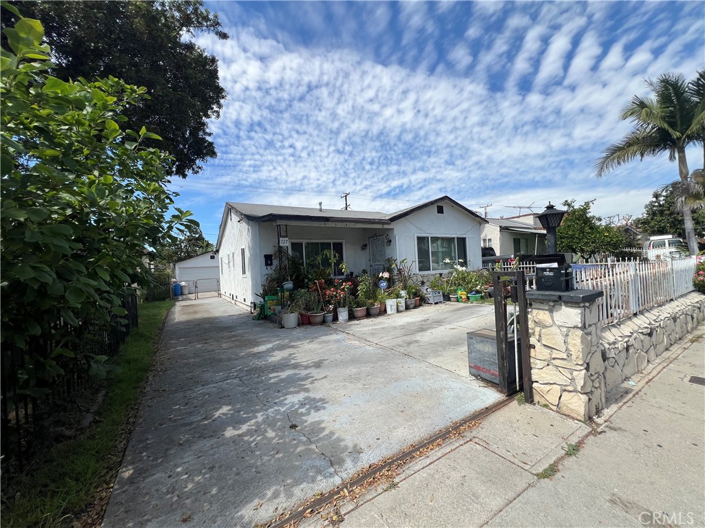 727 Oakford