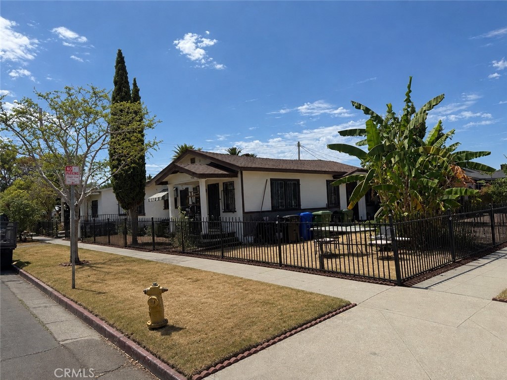 5953 S Denker Avenue
