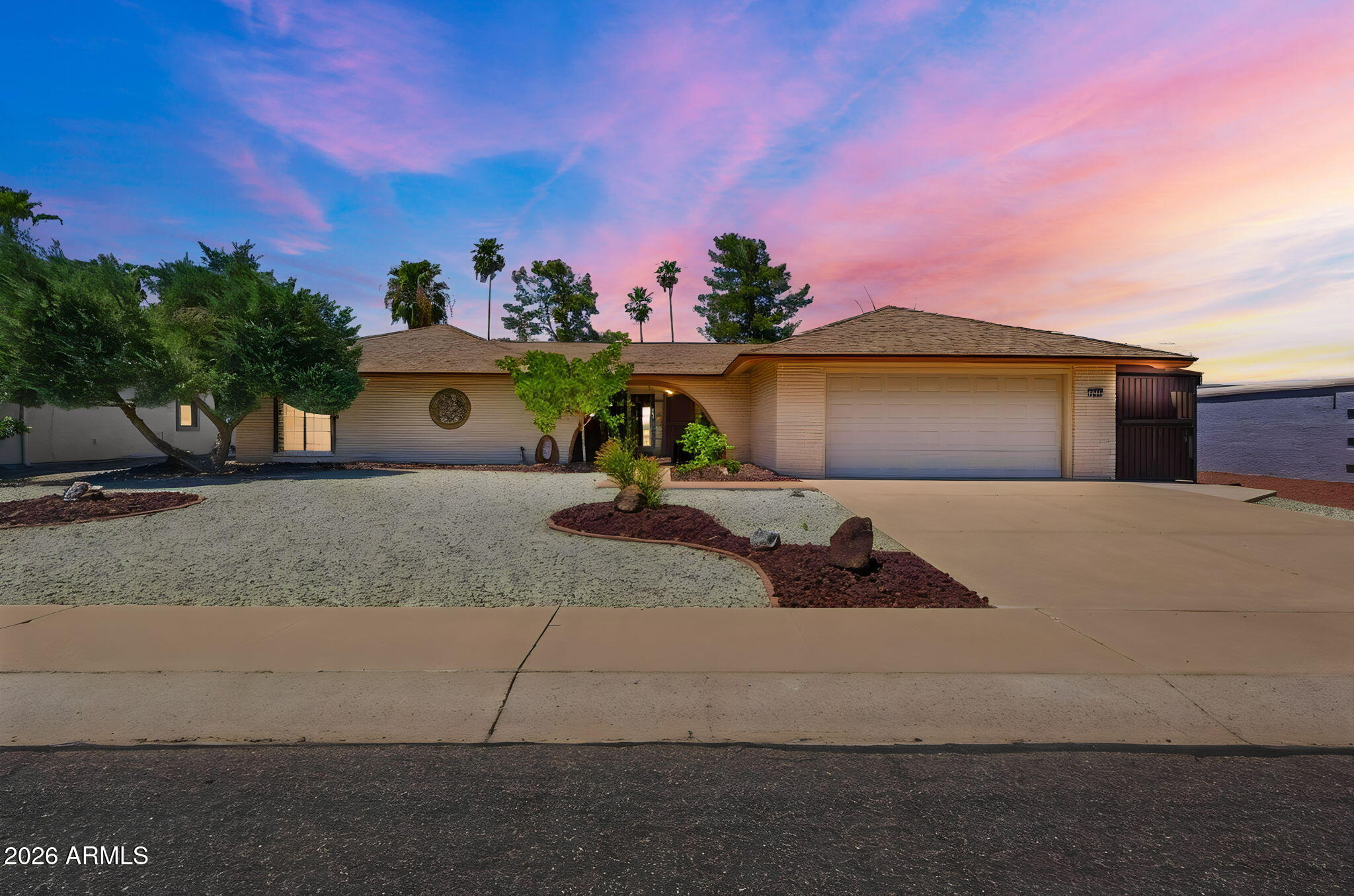 9810 W LINDGREN Avenue, Sun City, AZ 85373