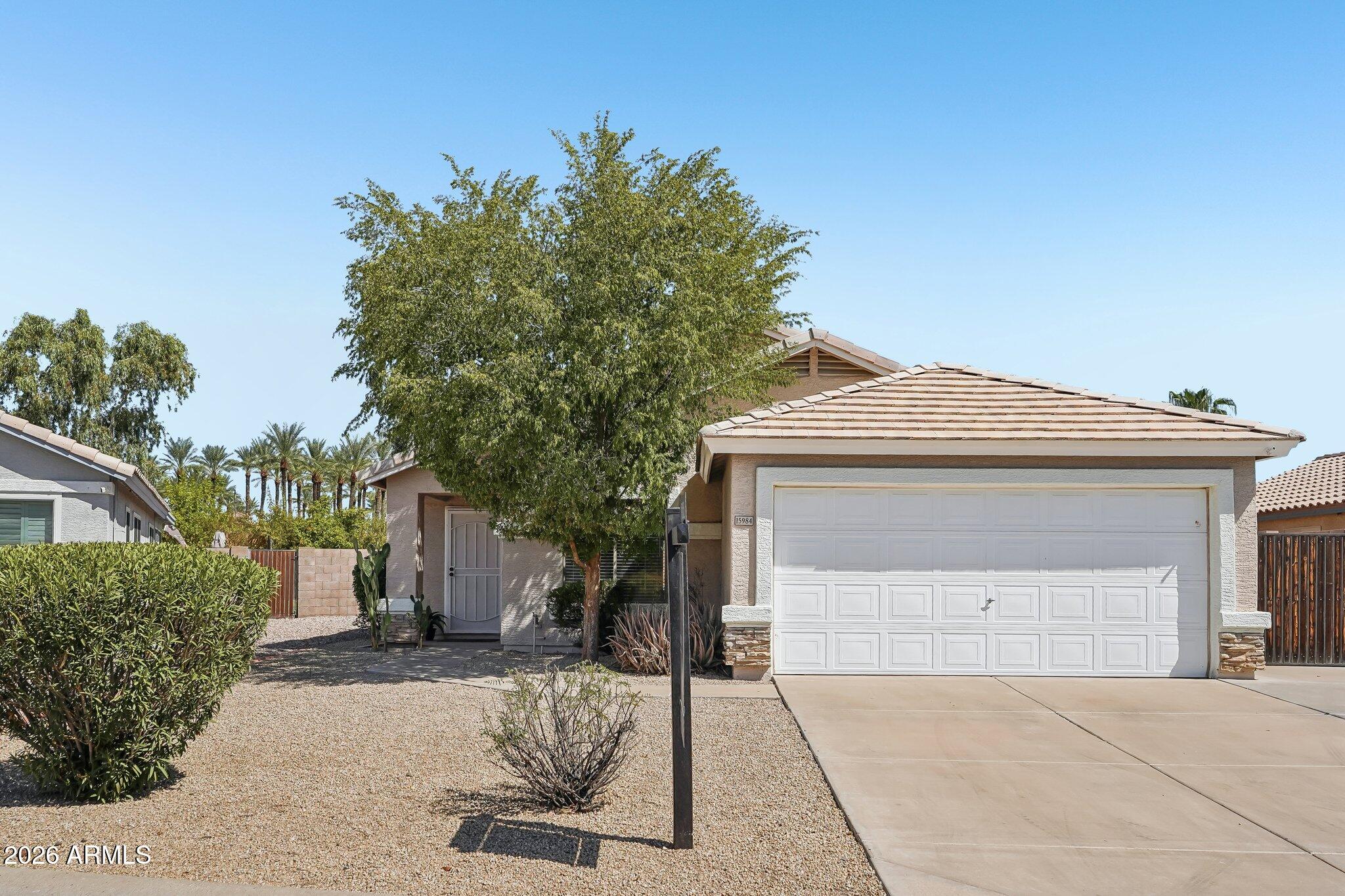 15984 W SMOKEY Drive, Surprise, AZ 85374