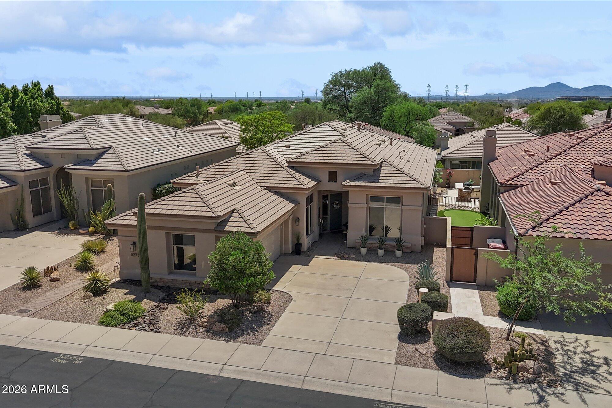 8273 E HOVERLAND Road, Scottsdale, AZ 85255