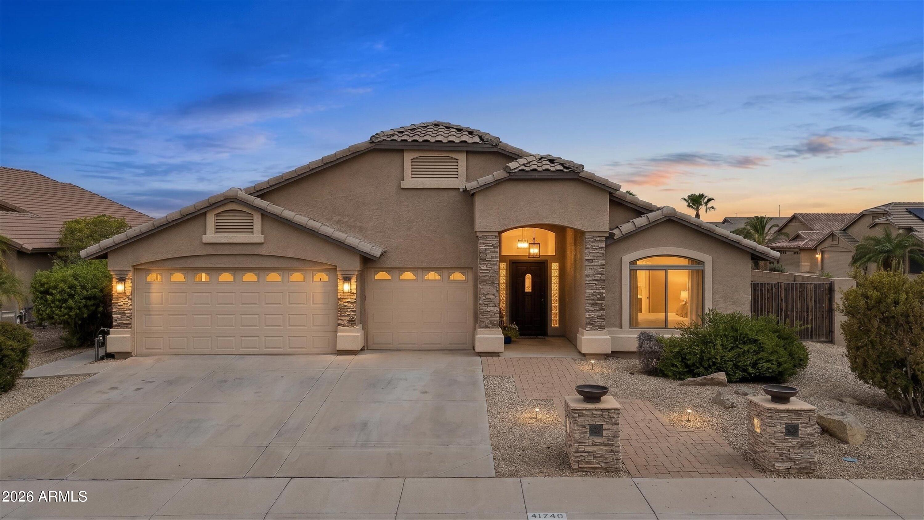 41740 W PARKHILL Court, Maricopa, AZ 85138