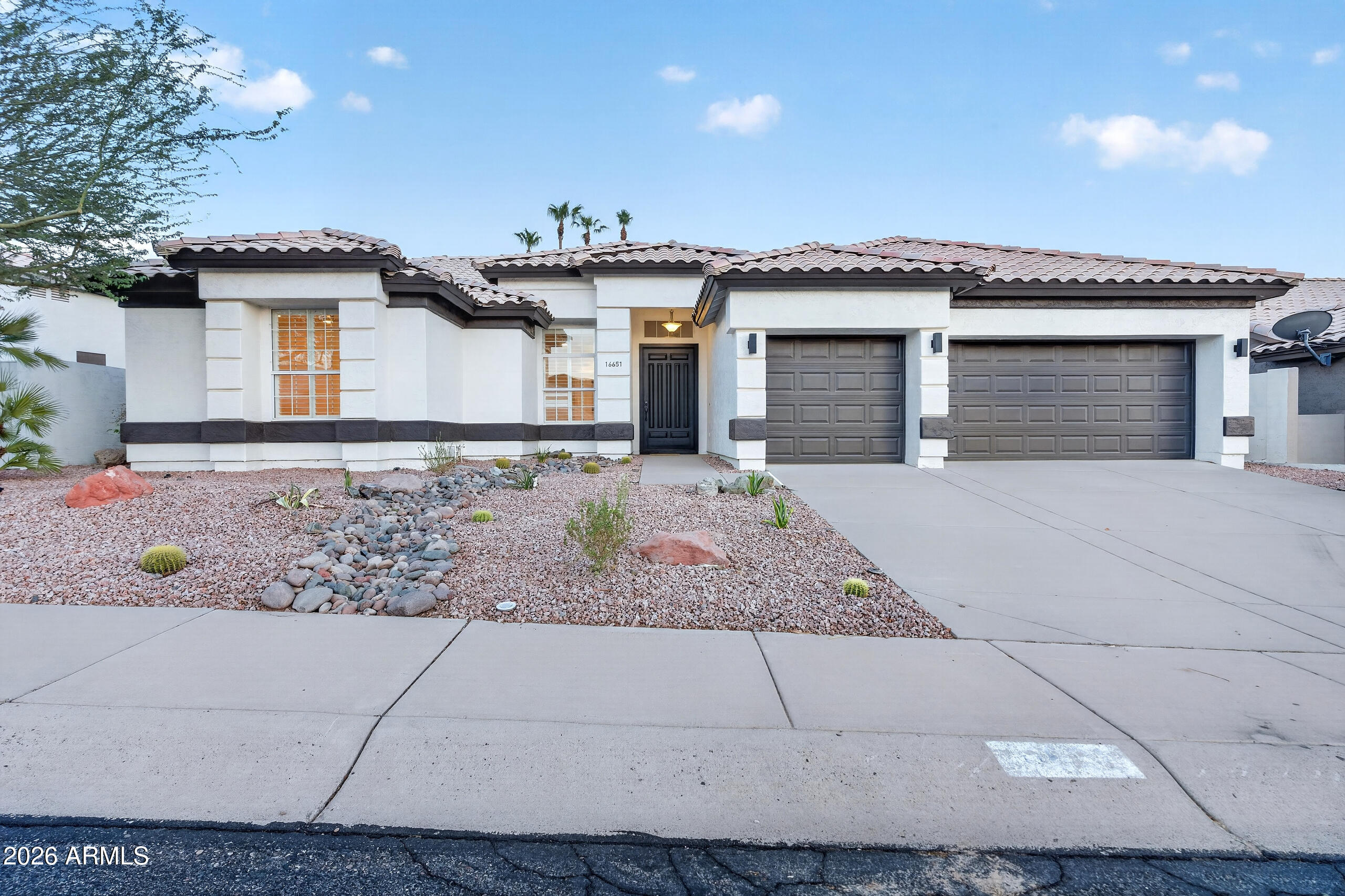 16651 S 18TH Way, Phoenix, AZ 85048