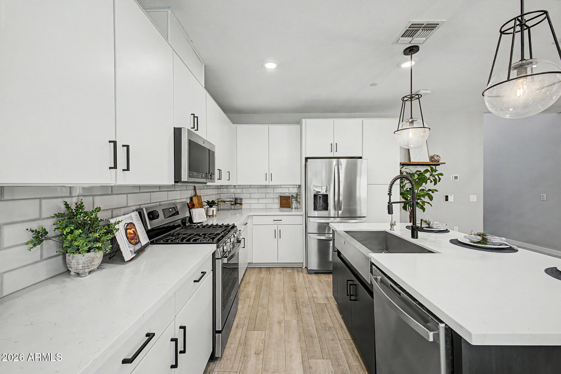 753 E ROJO Way 102, Gilbert, AZ 85297