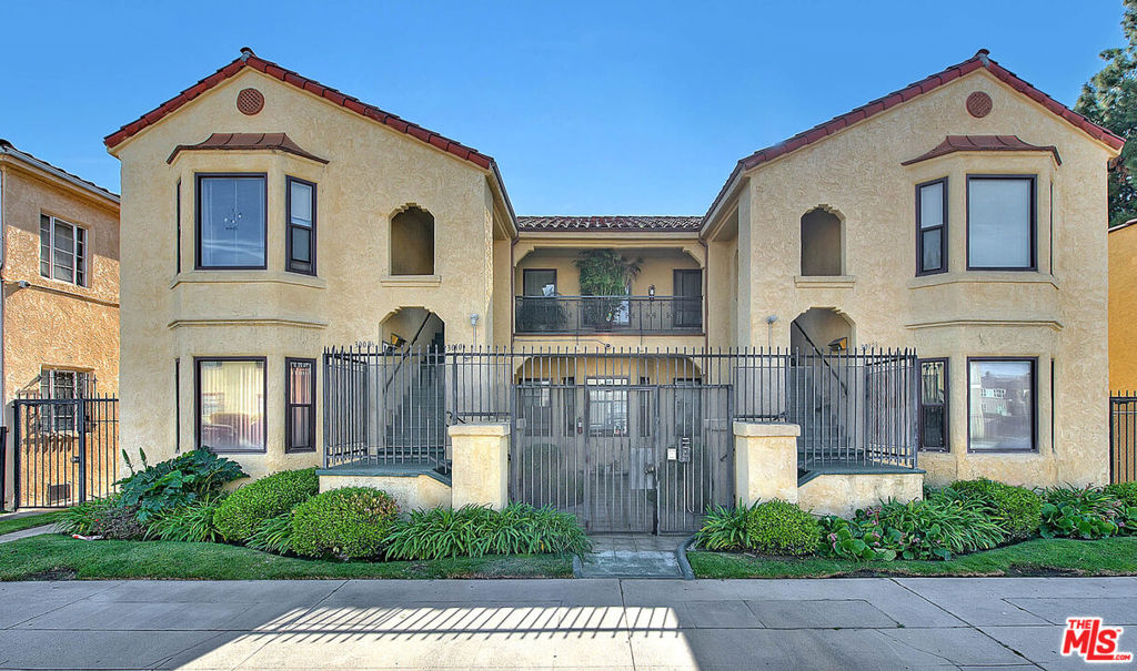 3008 Stocker Street
