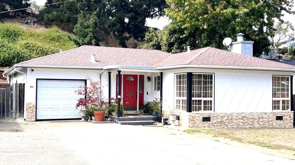 604 MacArthur Drive