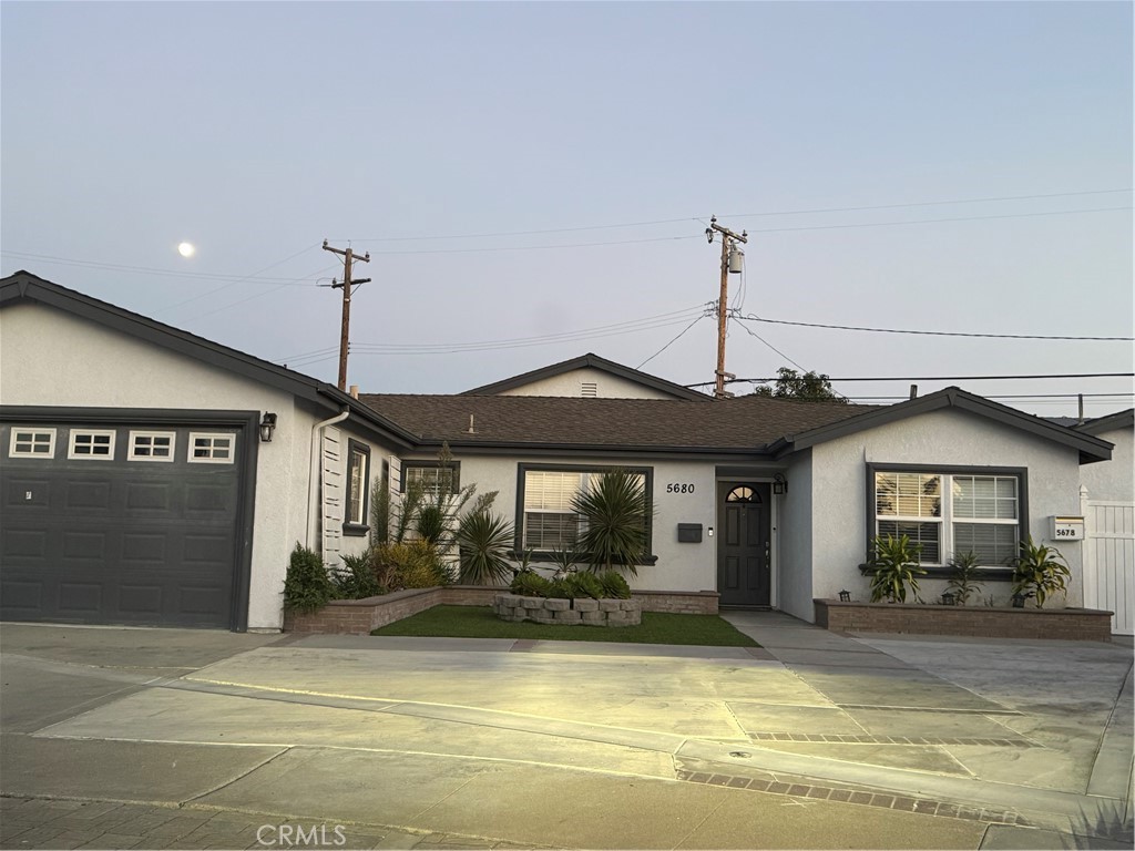 5678 OAK PL