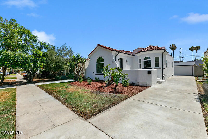 2958 Bl West Boulevard