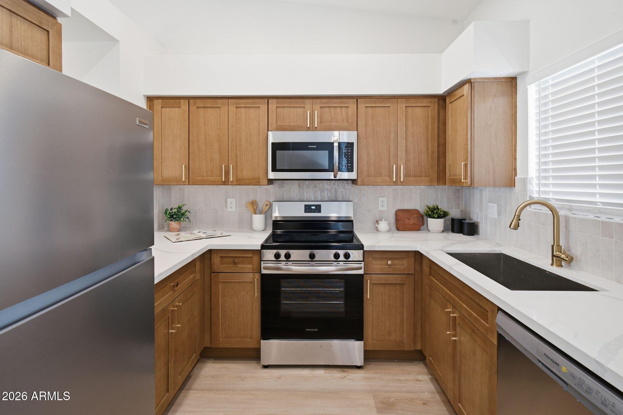 6230 N 33RD Avenue 103, Phoenix, AZ 85017