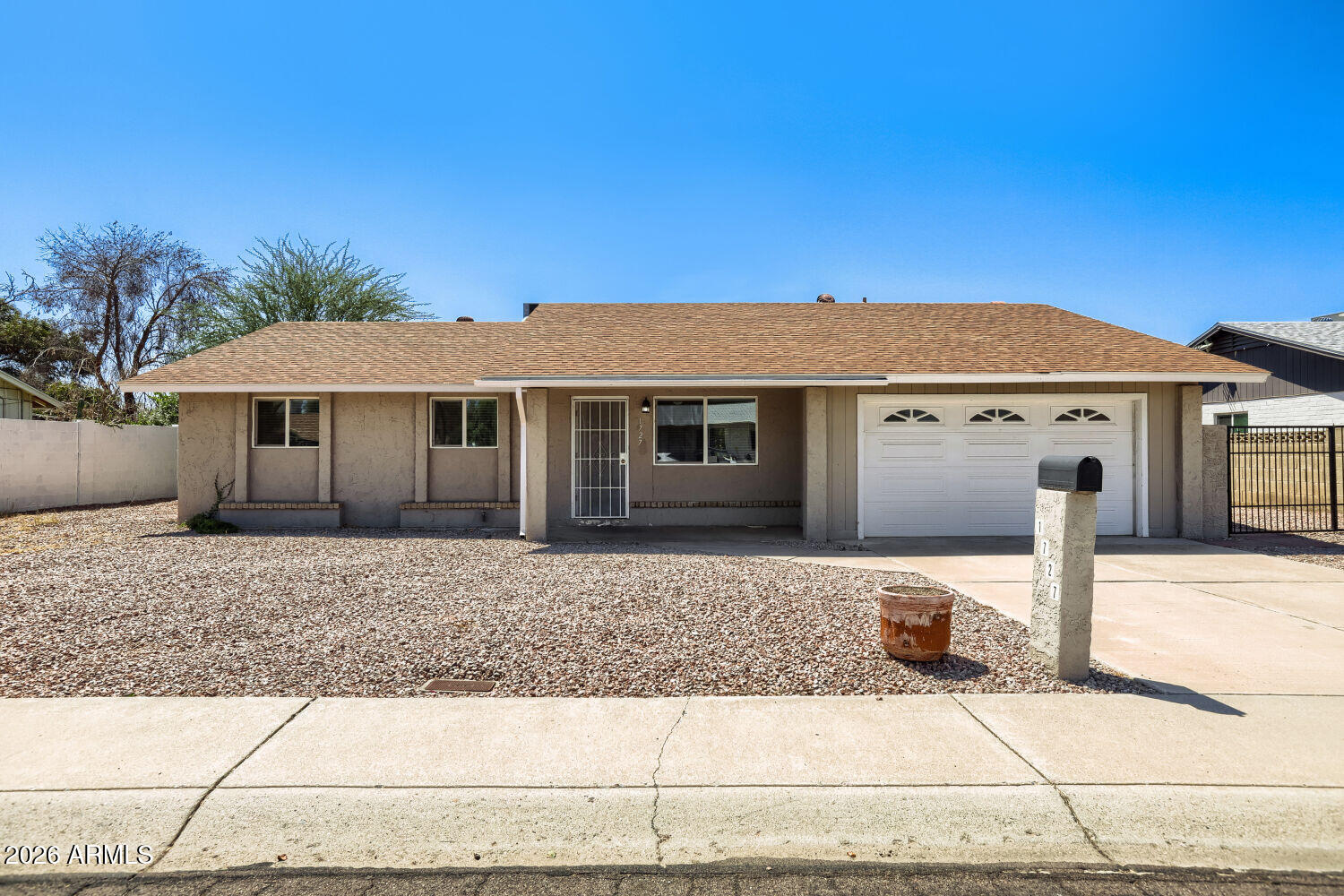 1727 W VILLA THERESA Drive, Phoenix, AZ 85023