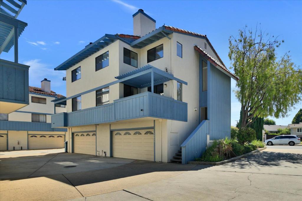 10095 Craft Drive