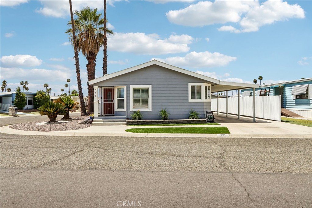 301 Camino Del Sol