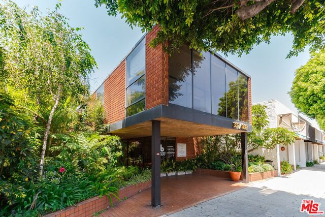 337 S Robertson Boulevard 103
