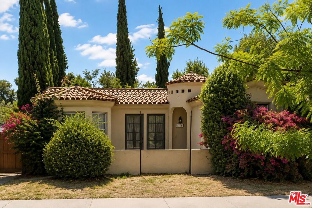 1118 N Isabel Street