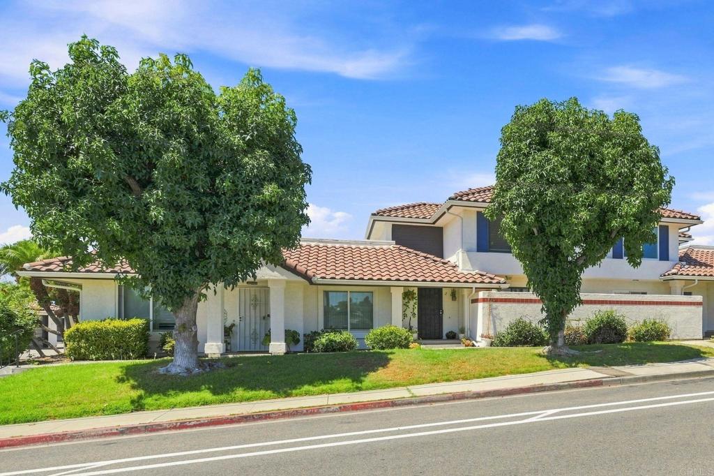 320 Grapevine Rd 102