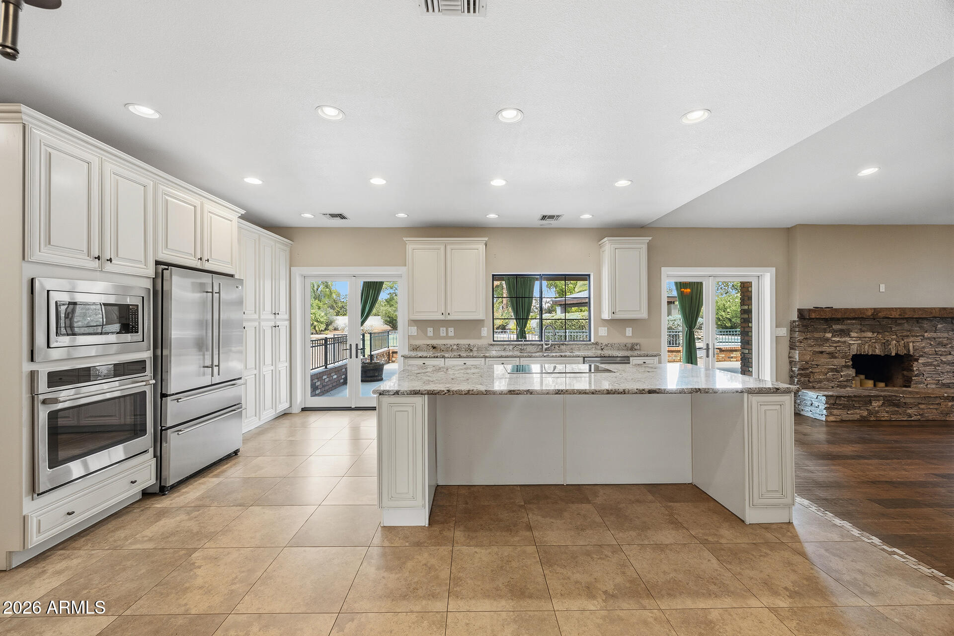 5220 E CORTEZ Drive, Scottsdale, AZ 85254