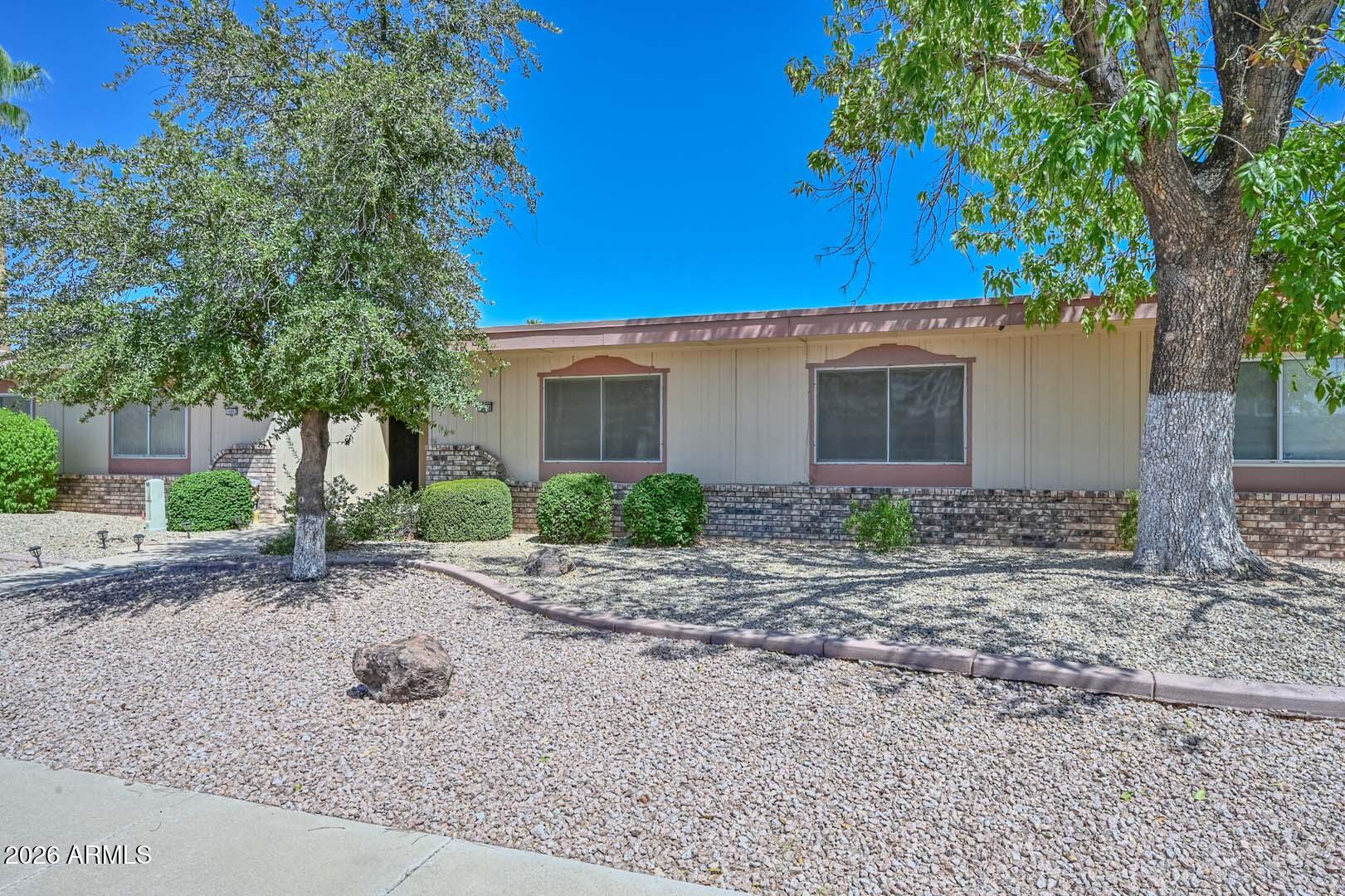 10888 W EMERALD Drive, Sun City, AZ 85351