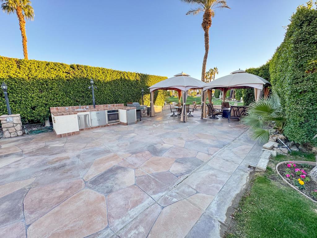 80394 Avenue 48 212