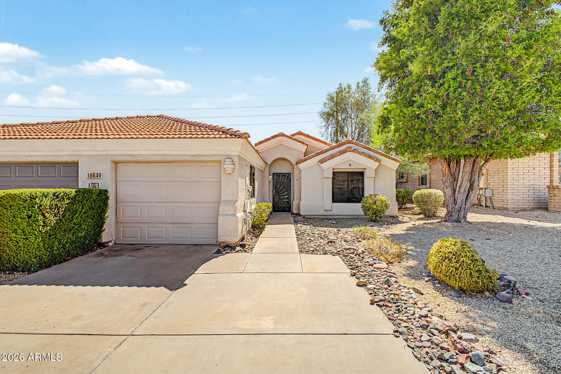 16849 E ALAMOSA Avenue B, Fountain Hills, AZ 85268