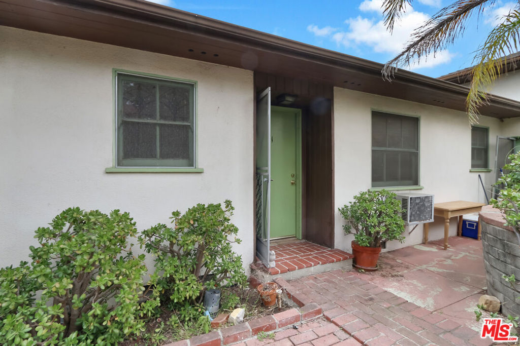 11165 Sunshine Terrace 1
