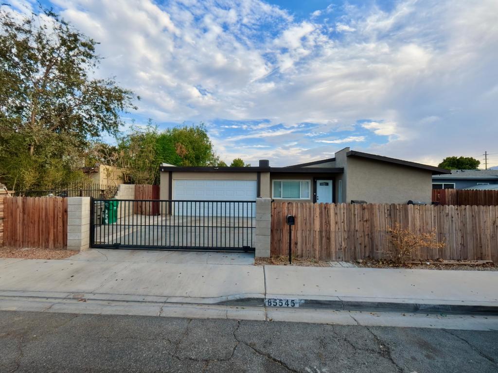 85545 Sylmar Lane