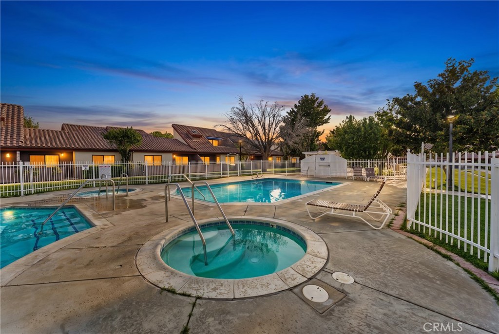 43334 32nd Street W 10