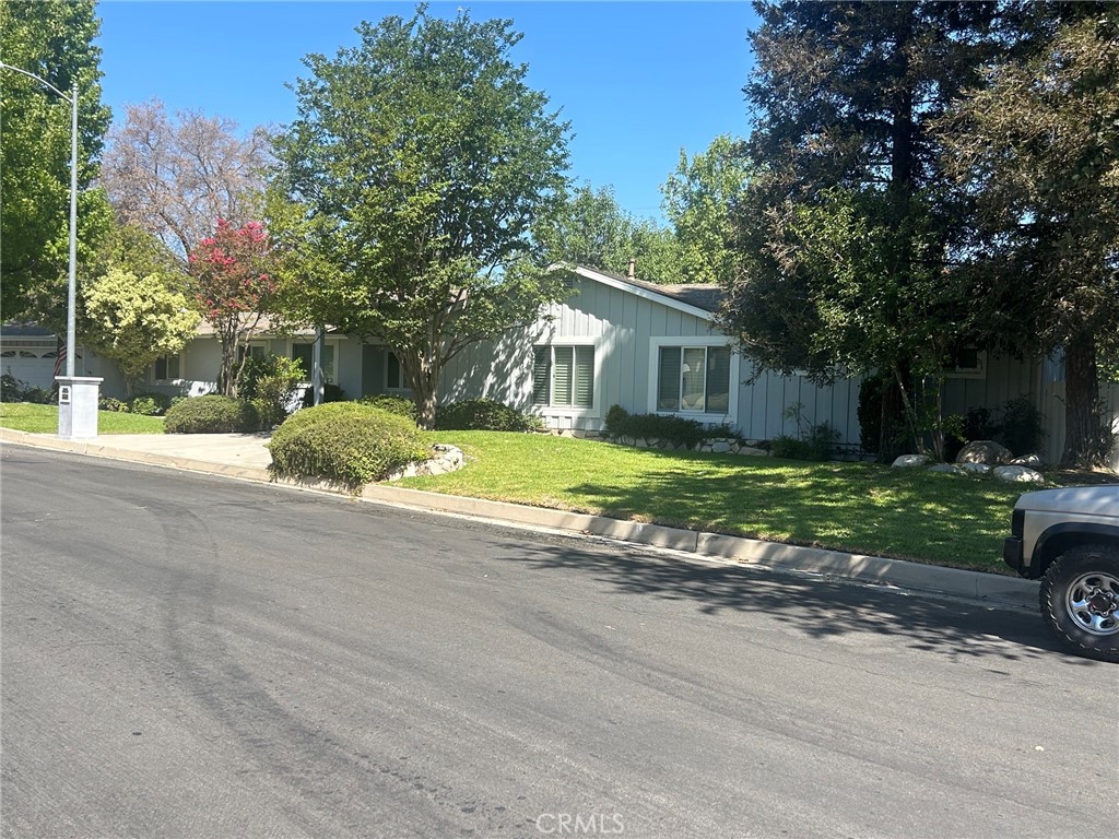 17229 Weddington