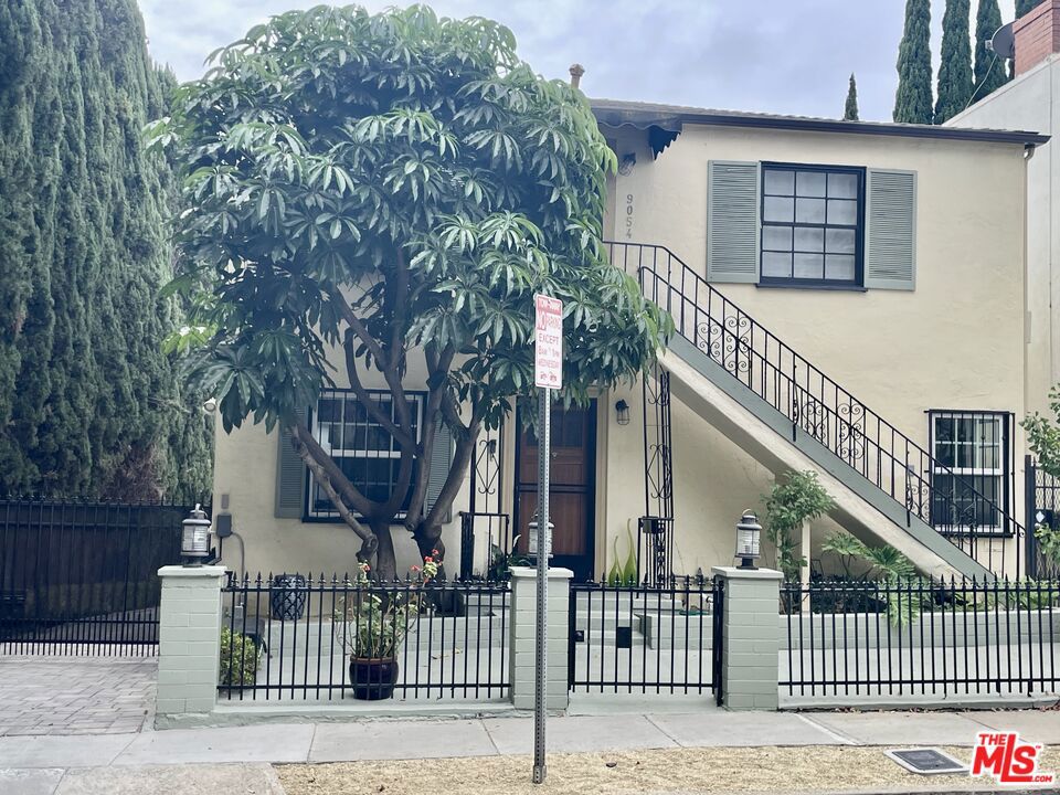 9050 Elevado Street Guest Home