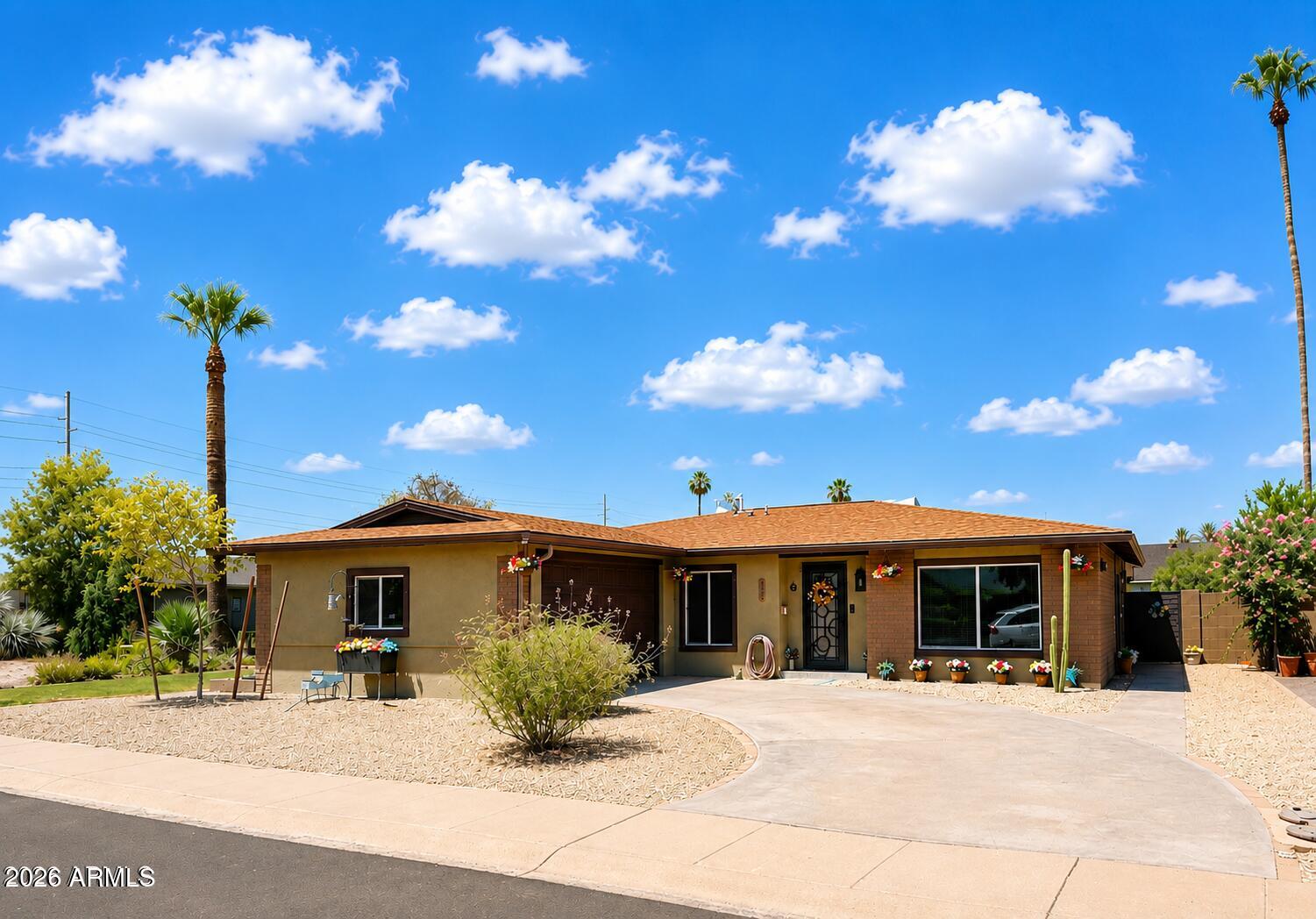 420 S OTERO Circle, Litchfield Park, AZ 85340