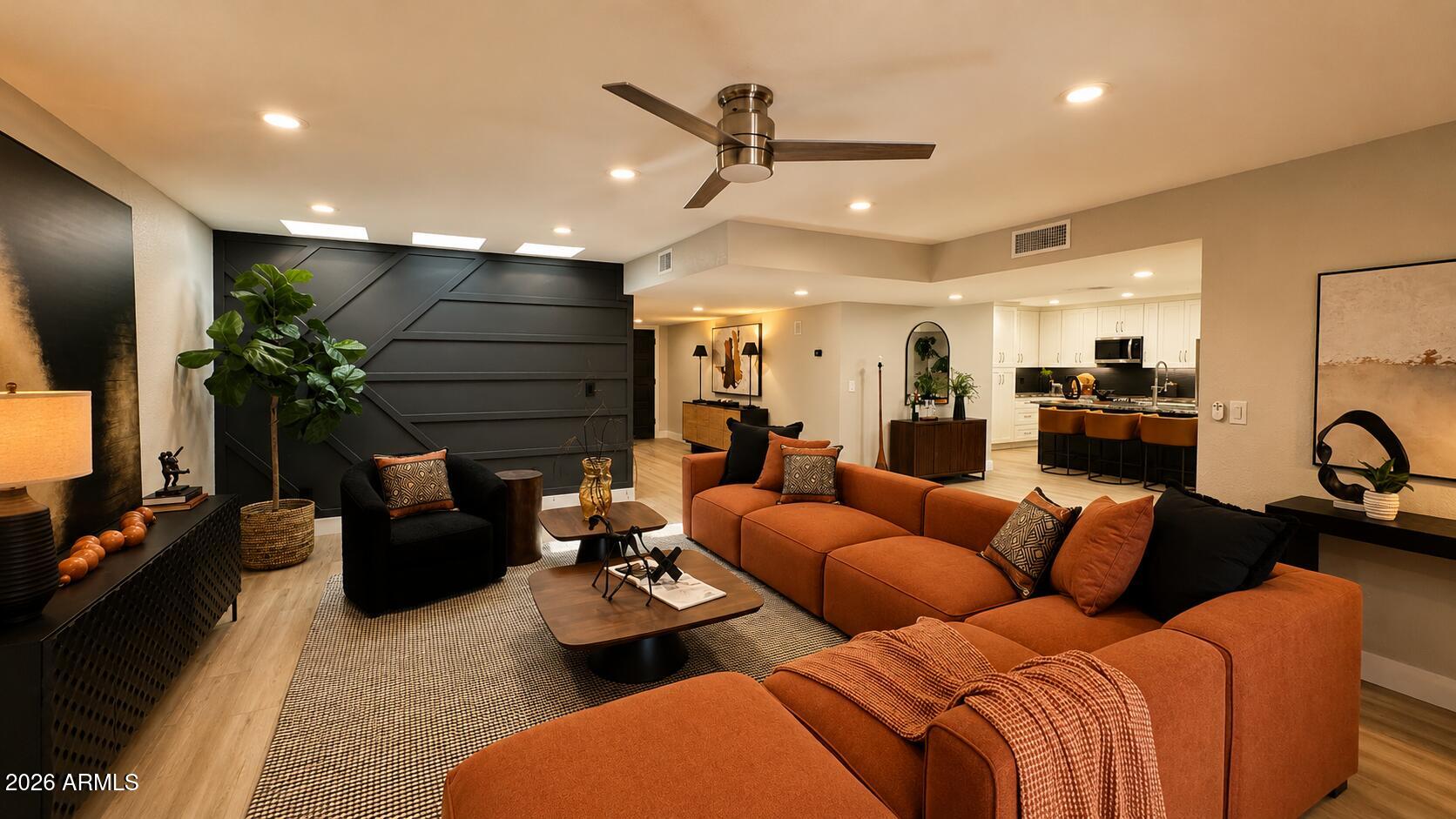 8076 E VIA DEL ARBOR, Scottsdale, AZ 85258