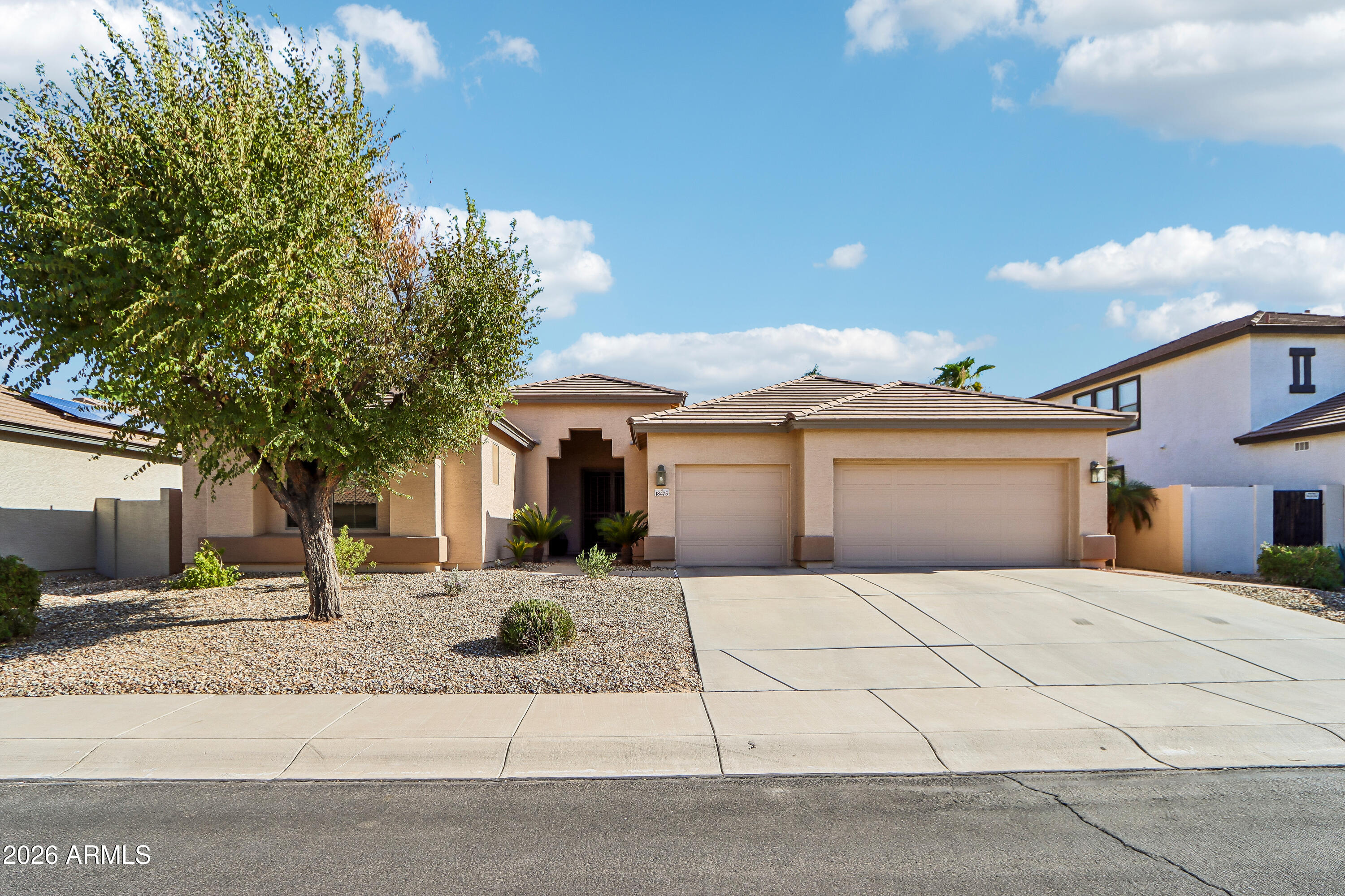 18473 W MARCONI Avenue, Surprise, AZ 85388