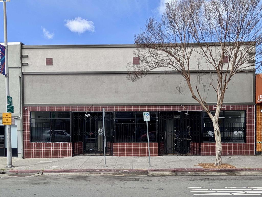 3443 FRUITVALE AVENUE