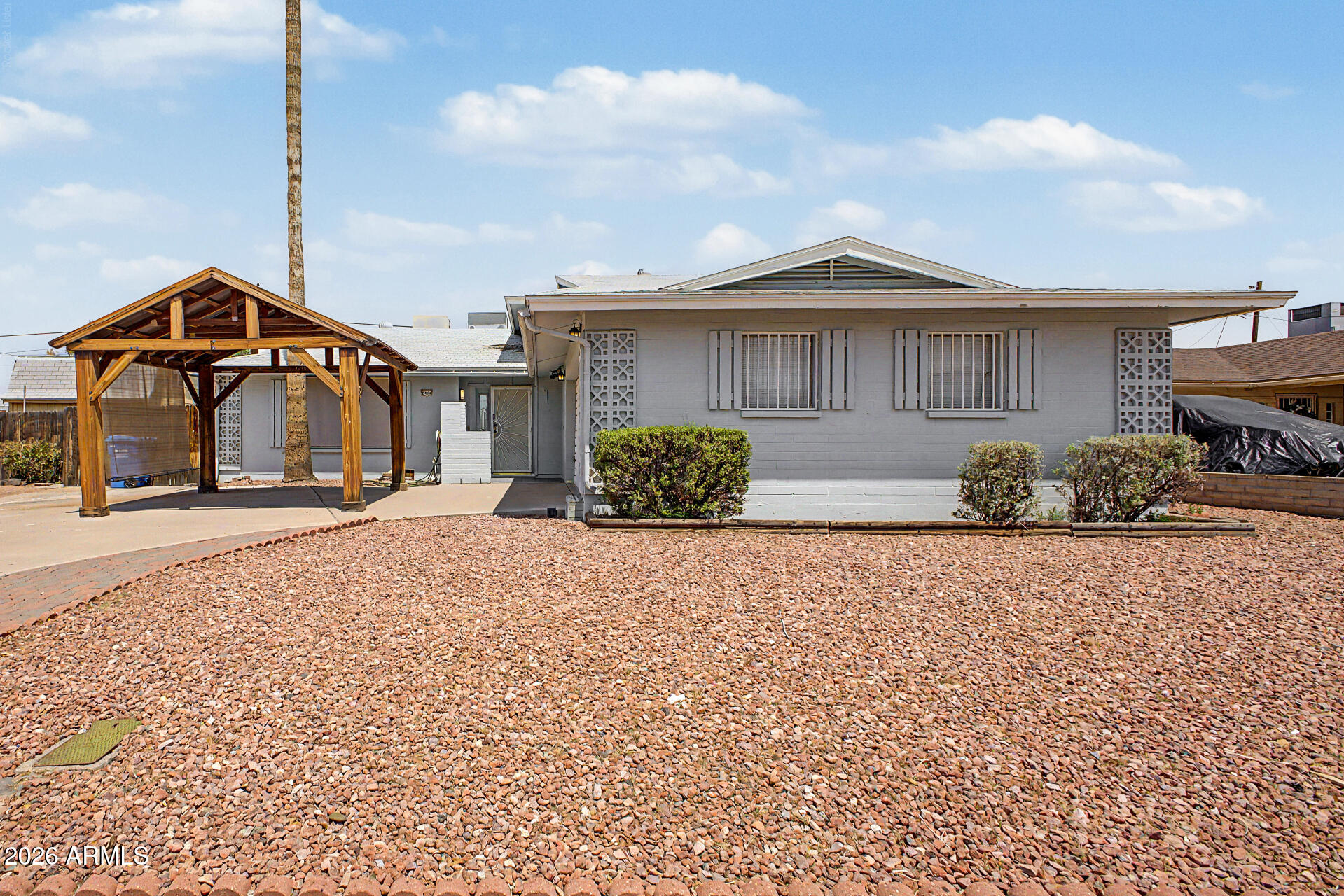 3944 W MONTEBELLO Avenue, Phoenix, AZ 85019