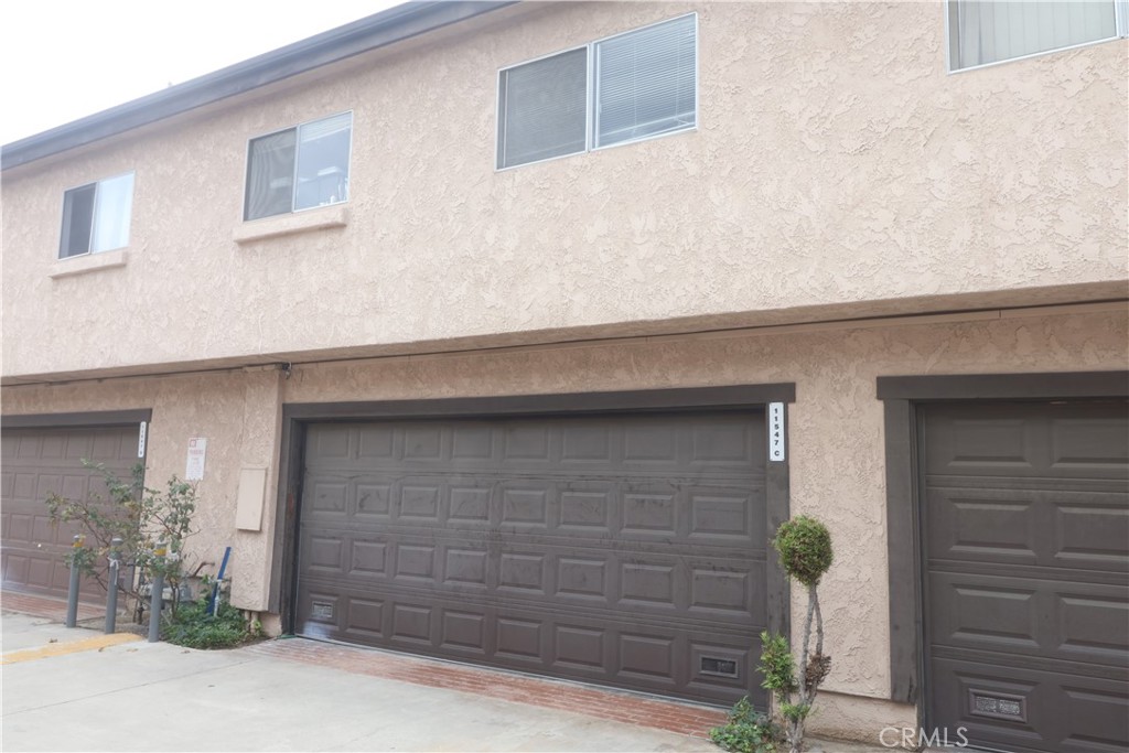 11547 LOWER AZUSA C