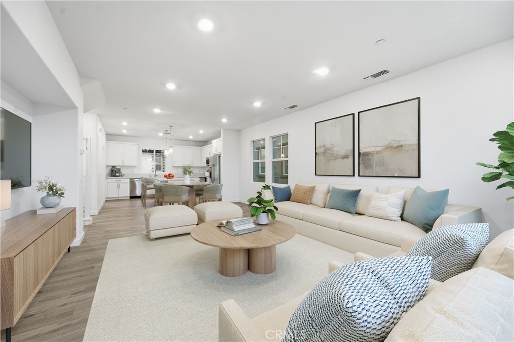 2520 Reel Street