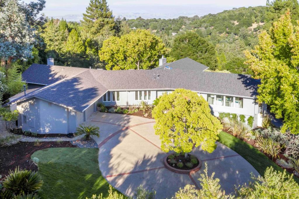 40 Hillbrook Drive