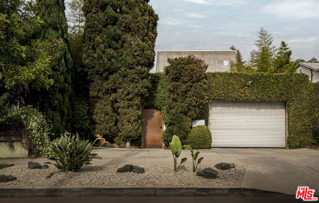 714 6th Avenue