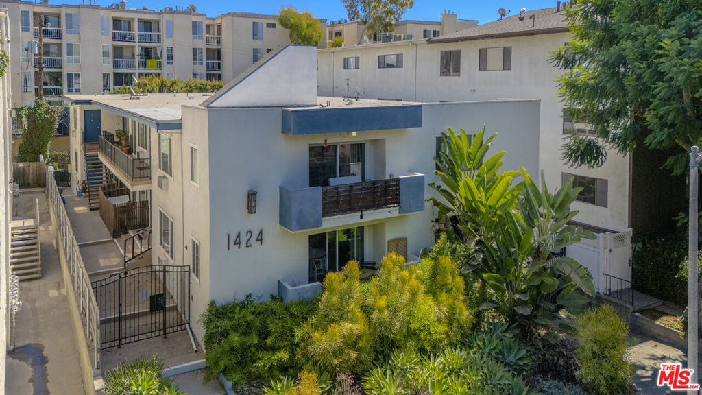 1424 Greenfield Avenue