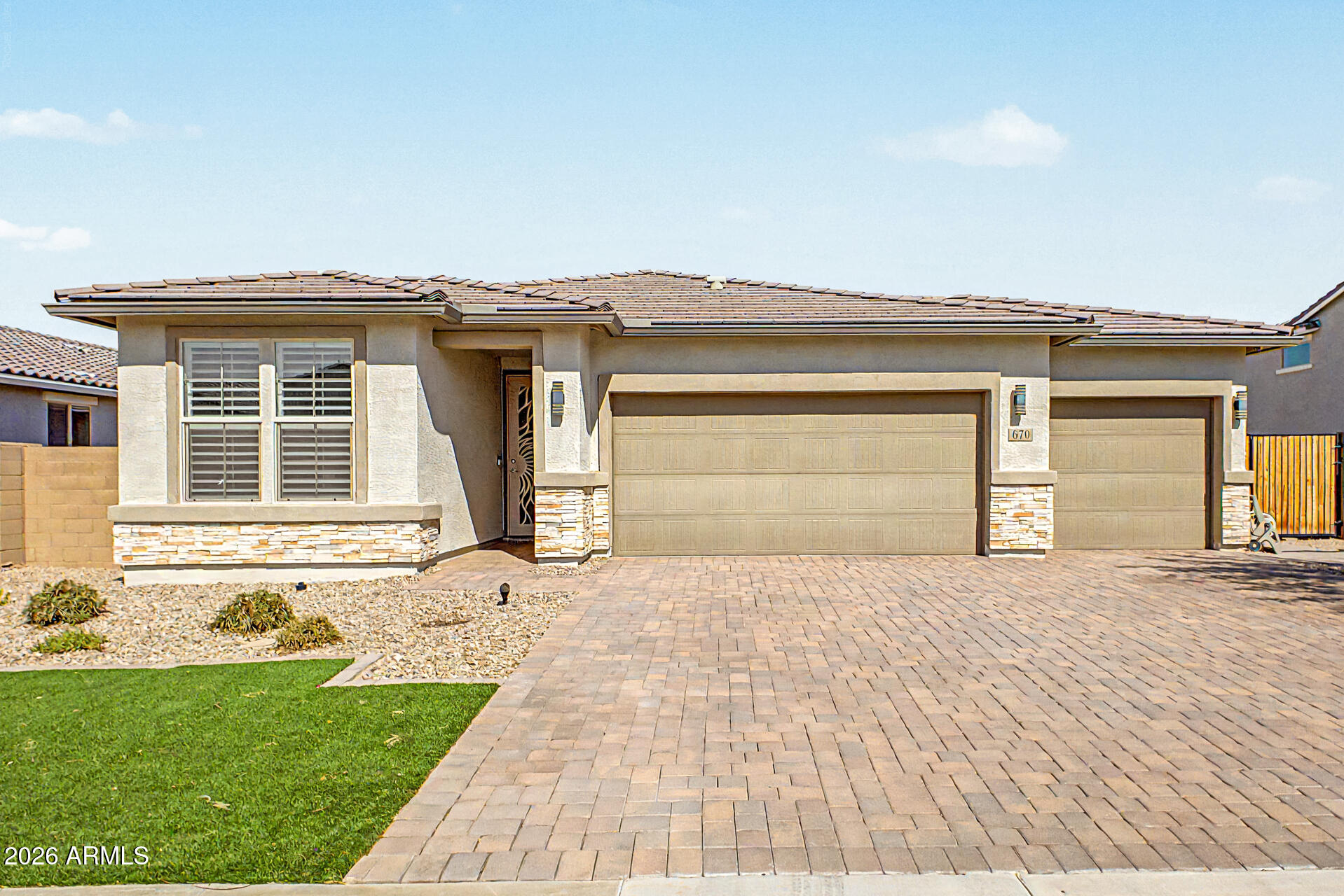 670 S PARKER Lane, Casa Grande, AZ 85122