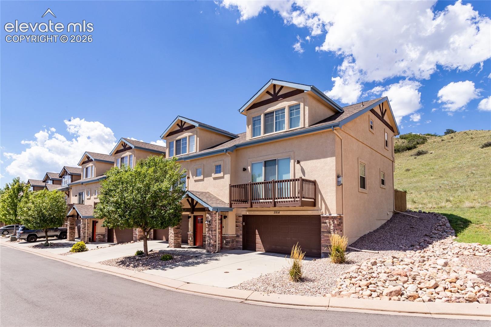 5914 Canyon Reserve Heights, Colorado Springs, CO 80919