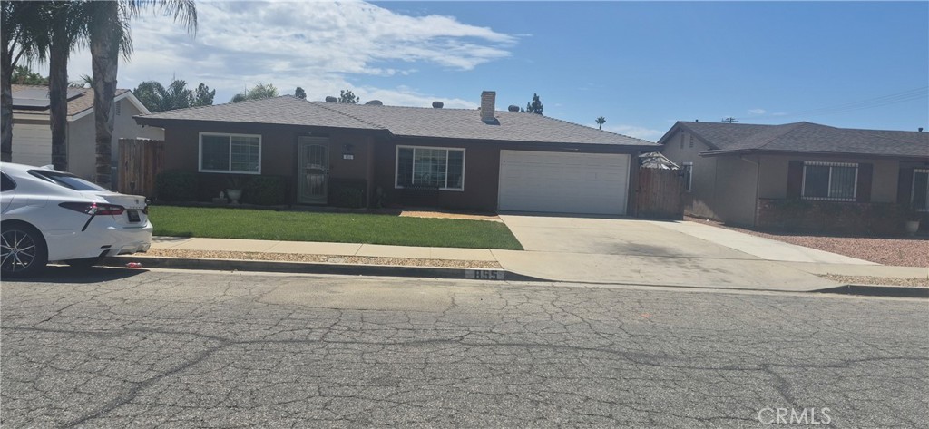 855 CAMEO Avenue