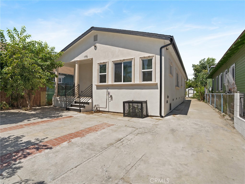 175 E 49th