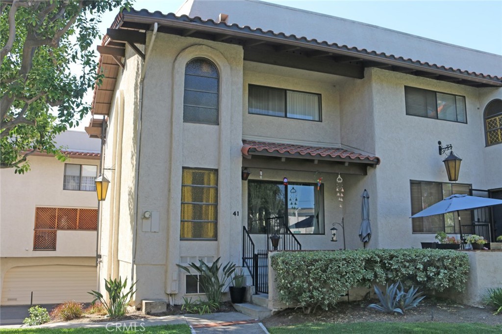 400 S Flower Street 41