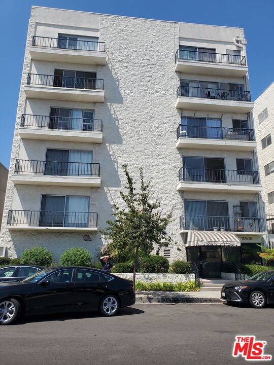 1115 S Elm Drive 405
