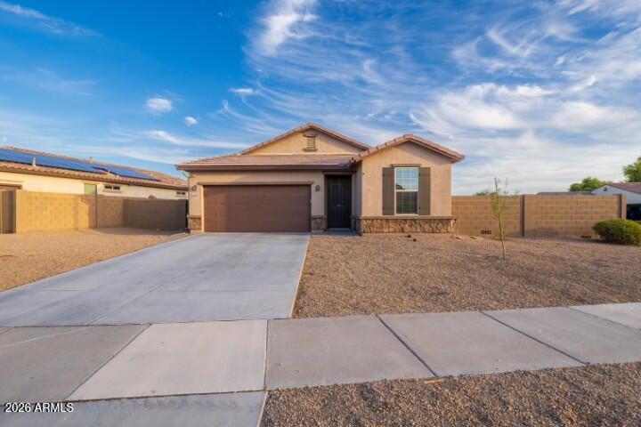 16833 W MORELAND Street, Goodyear, AZ 85338