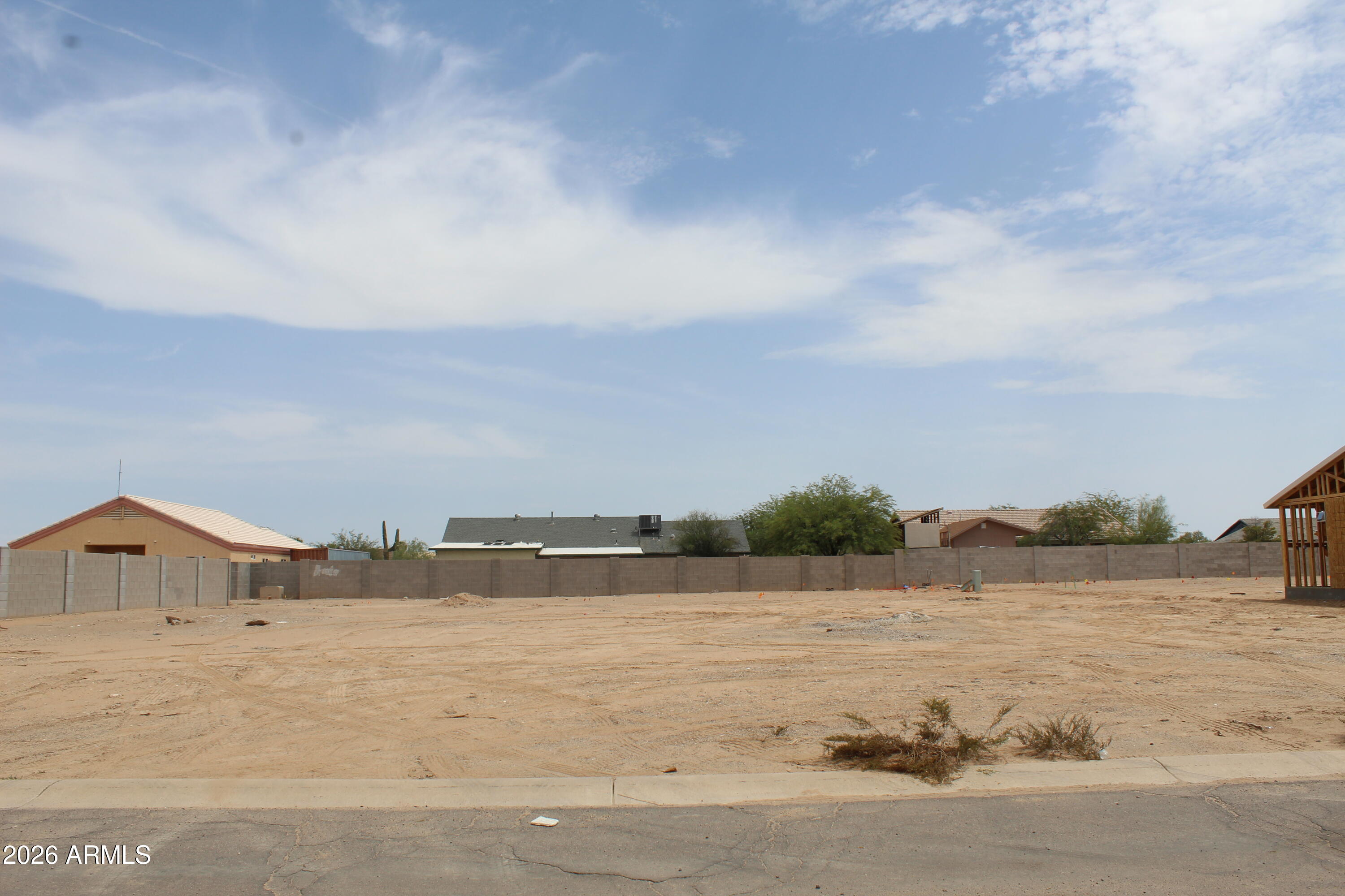 15361 S MOON VALLEY Road 450, Arizona City, AZ 85123