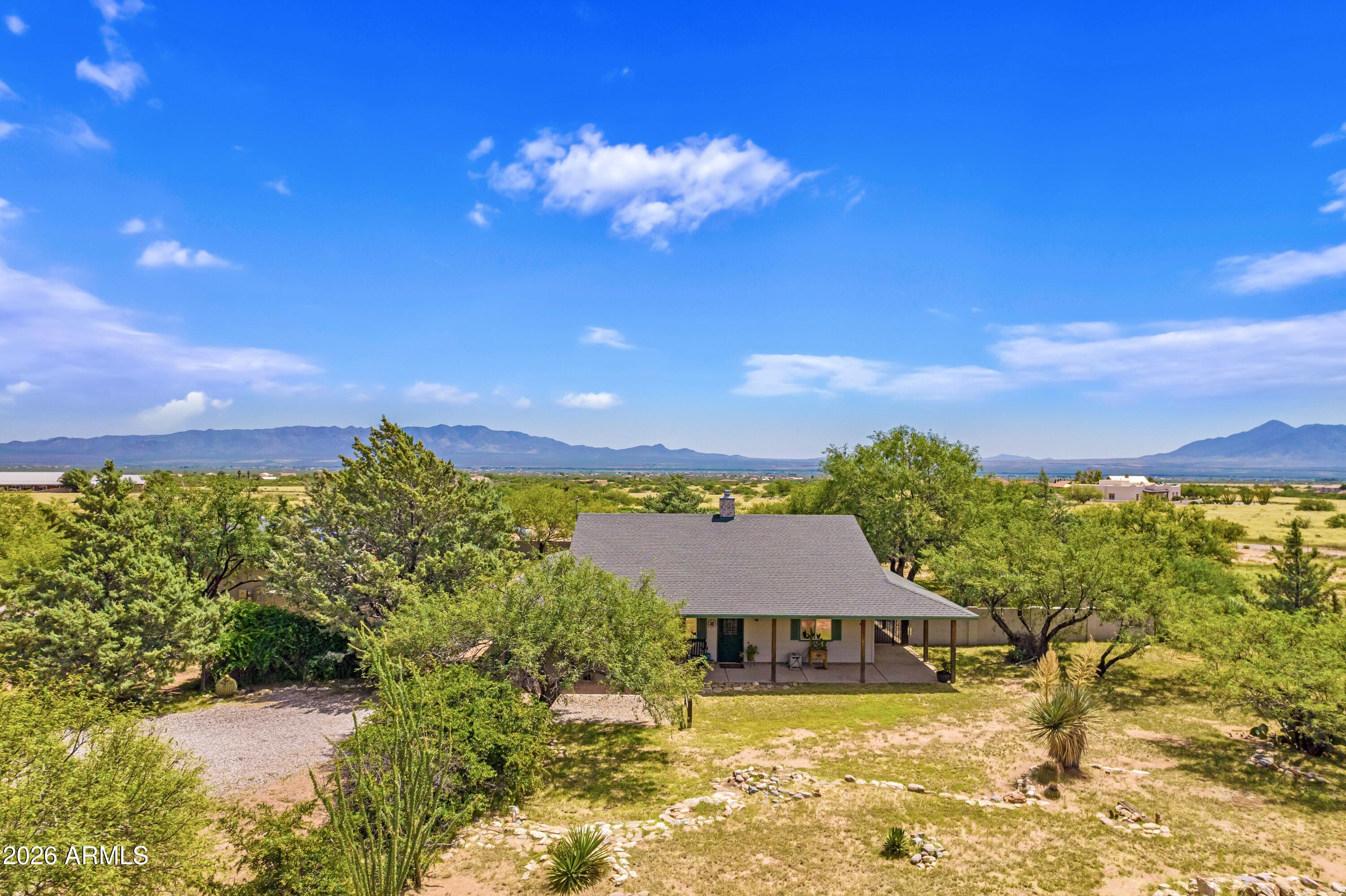 9009 S OAKRIDGE Drive, Hereford, AZ 85615